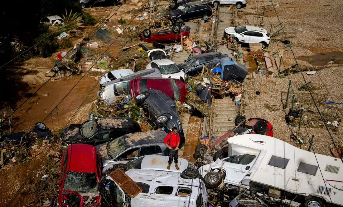 Gobierno español eleva a 211 los fallecidos por el temporal en Valencia