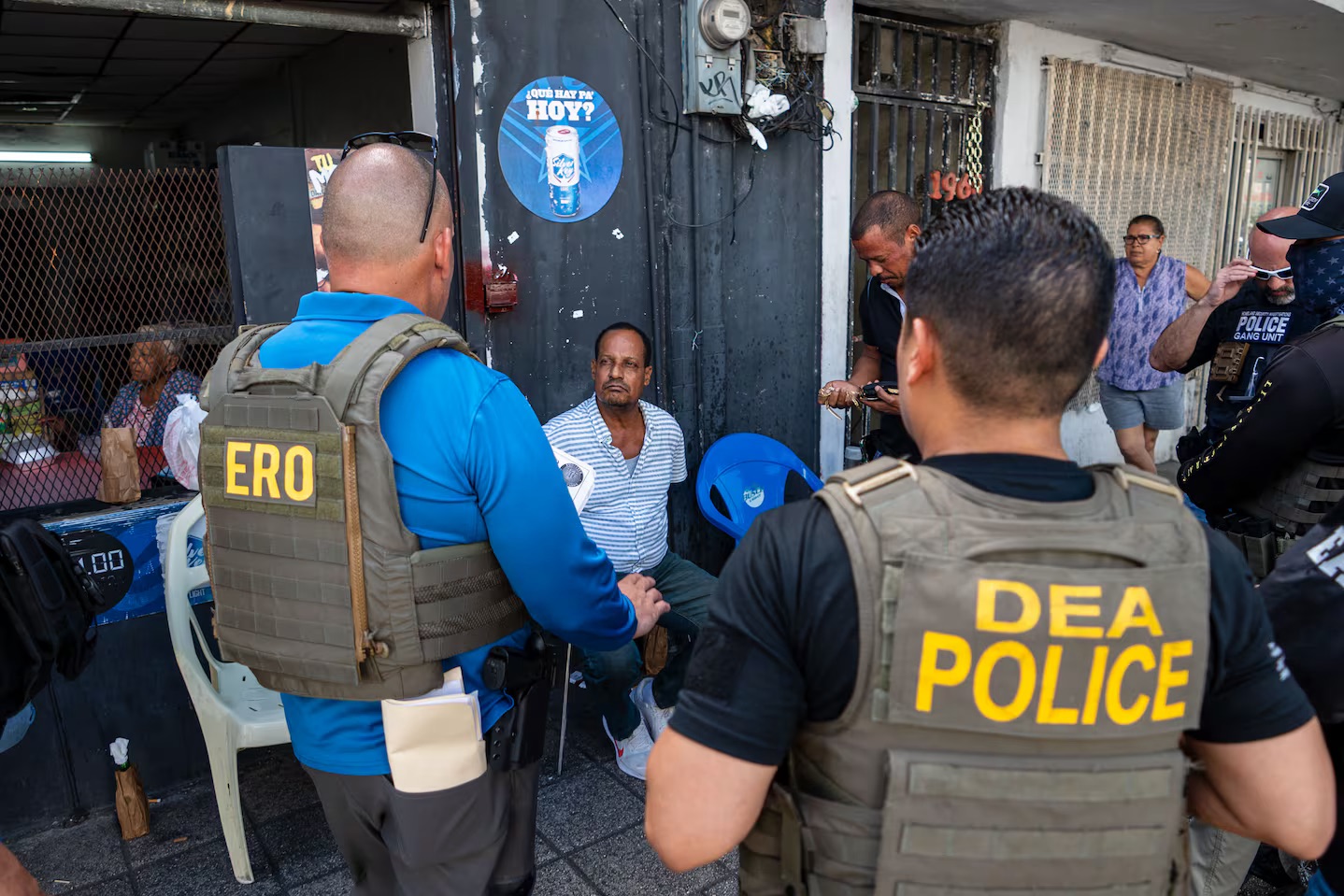 ICE en Puerto Rico: autoridades migratorias realizan un operativo en el barrio dominicano de San Juan