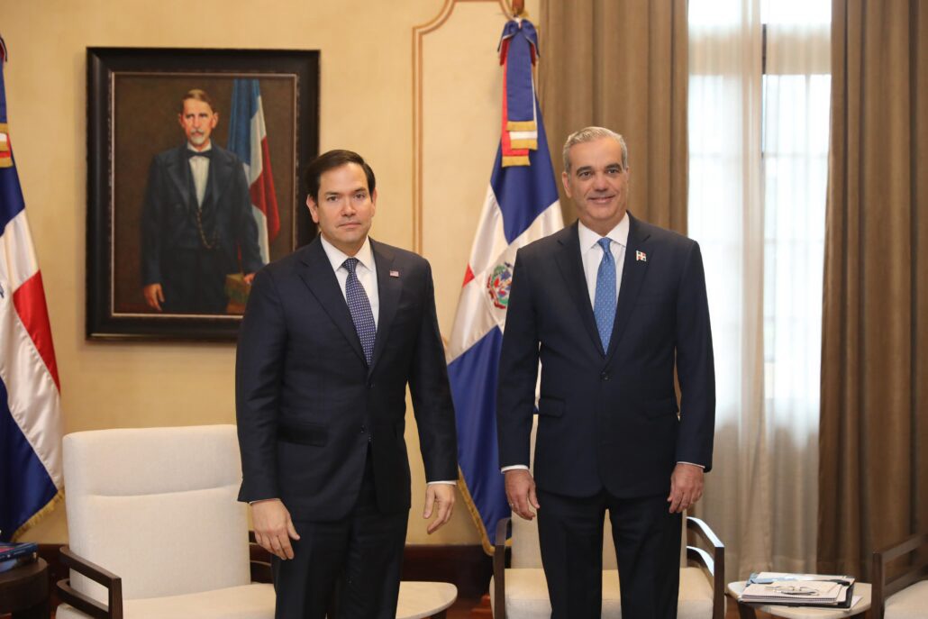 Abinader recibe en su Despacho al secretario de Estado de EEUU, Marco Rubio