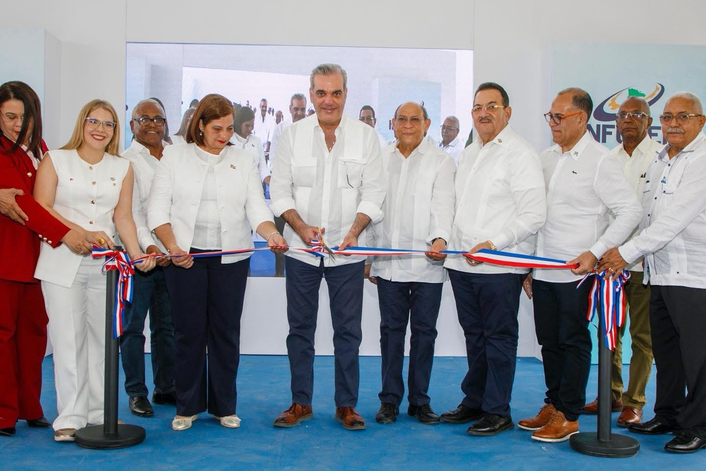 Presidente Luís Abinader dejó inaugurado la Escuela de Formación Técnico Profesional Villa Suiza del INFOTEP en Sabana de la Mar