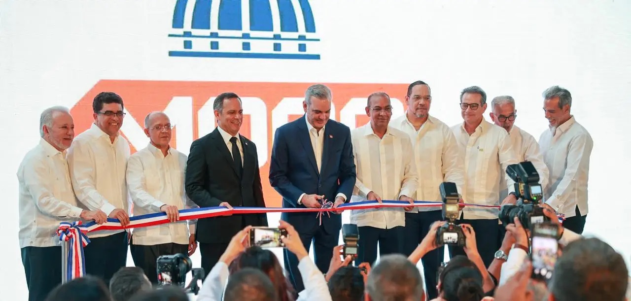 Abinader y Deligne Ascención inauguran Ciudad Judicial en Santo Domingo Este