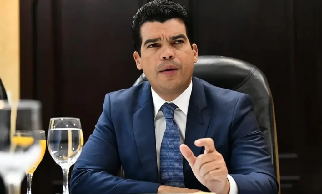 Wellington Arnaud lidera preferencia del PRM rumbo al 2028, afirma el senador Moisés Ayala