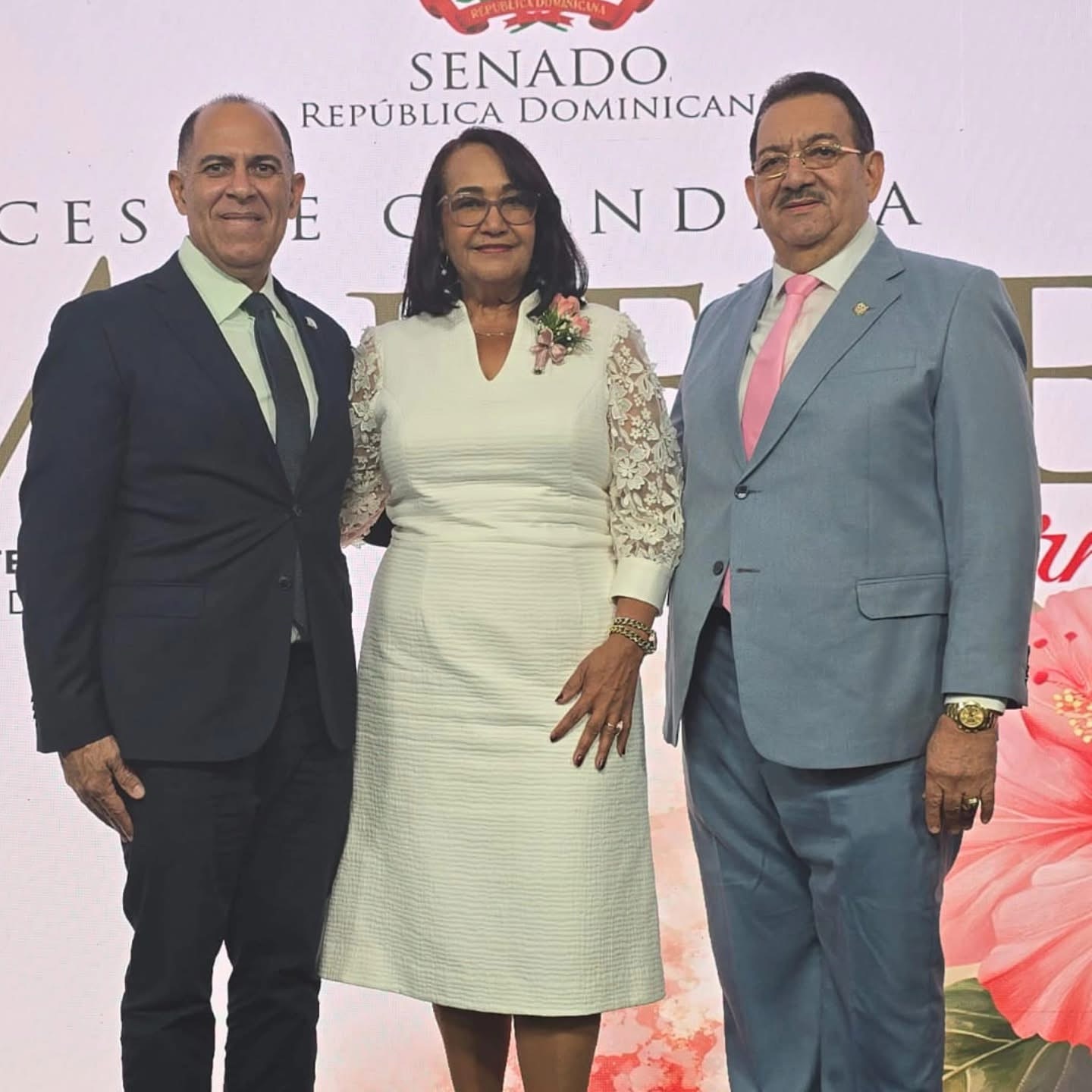 Senado reconoce a la maestra y ex gobernadora Julia Mery Vasquez propuesta del senador Cristobal Castillo por Hato Mayor