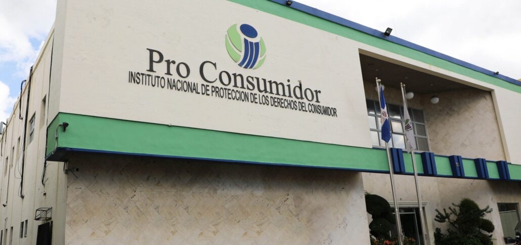 Pro Consumidor intervendrá negocios en Boca Chica por «abusos» a los consumidores