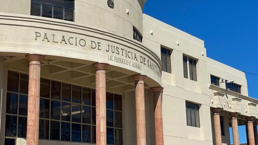 Imponen prisión preventiva contra un pastor de 71 años que abusó sexualmente de niña en Santiago 1 img 7870 1