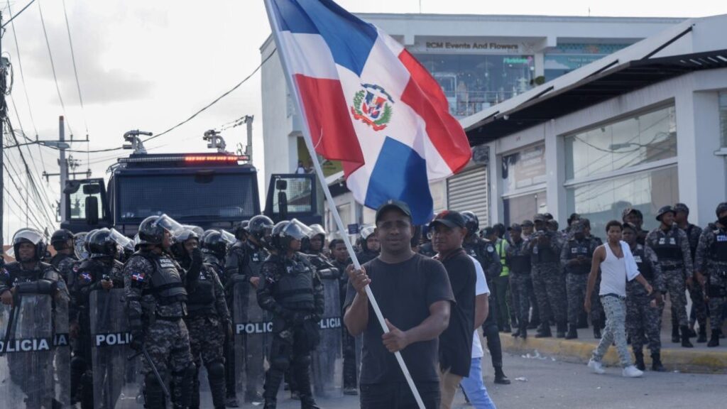 Antigua Orden Dominicana convoca marcha protesta contra la migración ilegal el 24 de abril 1 img 8203 1