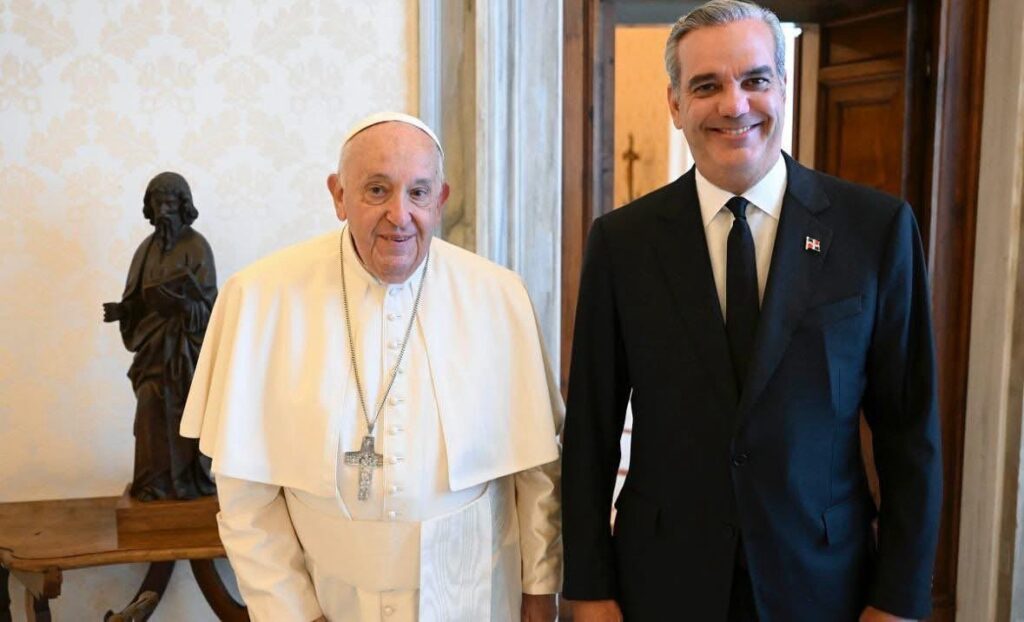Gobierno declara duelo oficial por fallecimiento del papa Francisco; serán los días 22, 23 y 24 de abril 1 img 0457 2 1