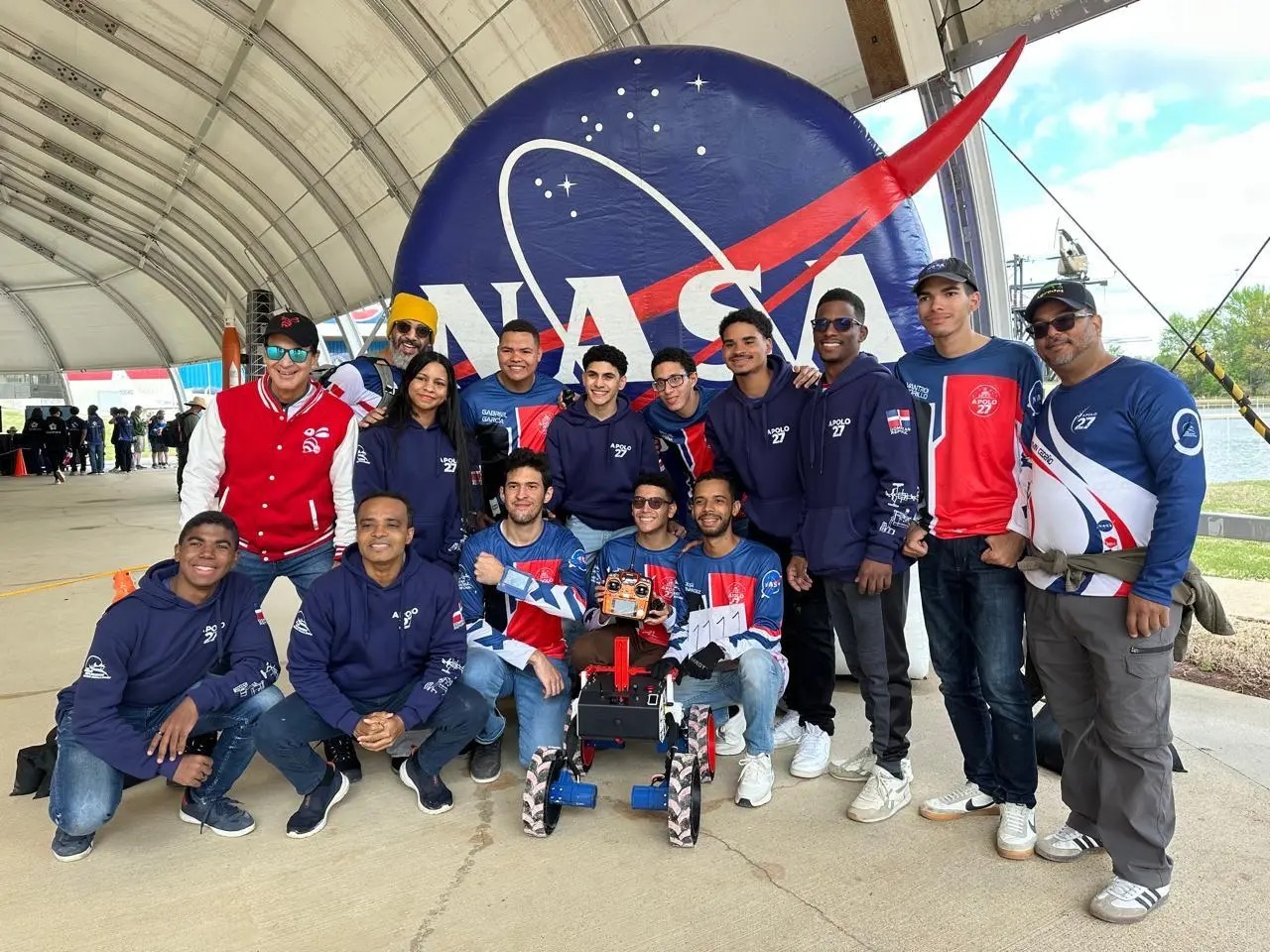 Equipos del INTEC ganan seis premios en concurso de la NASA