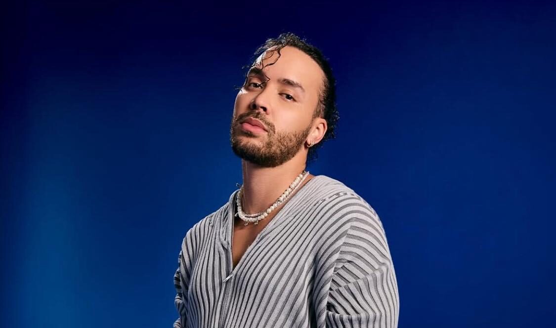 Prince Royce celebra el lanzamiento de su octavo álbum de estudio, ETERNO