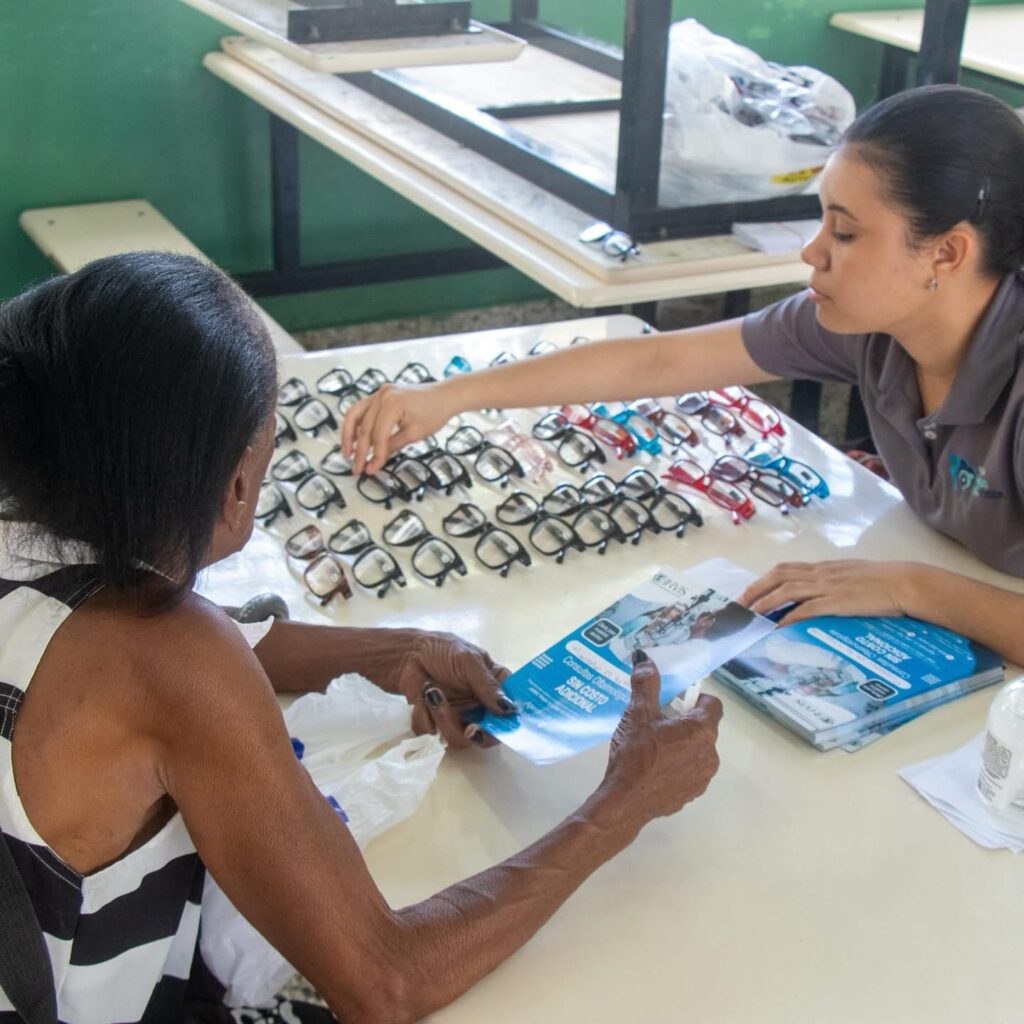 Diputada Carmen Ligia Barceló y Fundación GBC realizan jornada médica que benefició a cientos de personas en Hato Mayor 2 img 3003 1