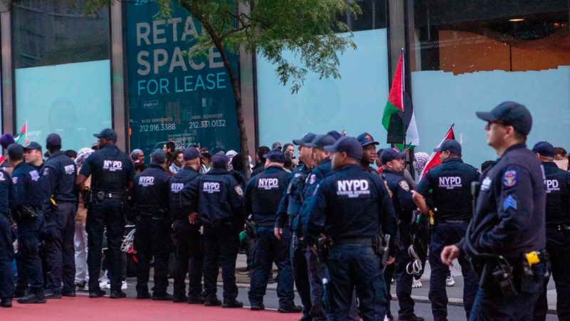 El NYPD refuerza la seguridad en sitios judíos ante tensiones entre Israel e Irán: Lo que debes saber 1 img 6266 1