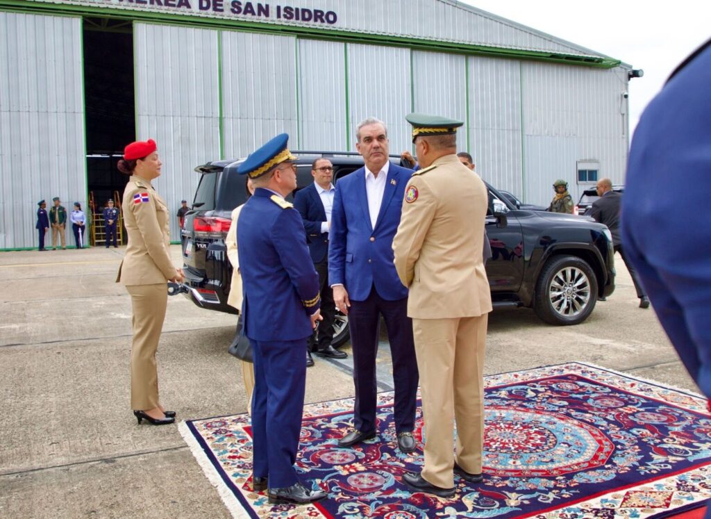 Presidente Abinader regresa al país tras concluir gira internacional con logros diplomáticos, ambientales y económicos 1 img 6328 1