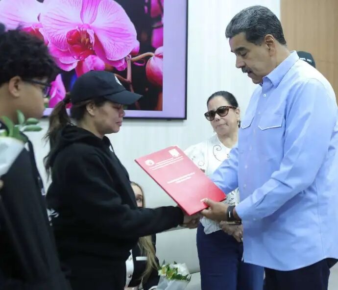 Maduro otorga la nacionalidad venezolana al merenguero fallecido Rubby Pérez 1 img 6393 1