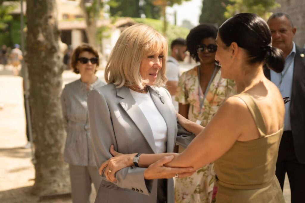 Brigitte Macron y Raquel Arbaje se hicieron “muy amigas”, dice Abinader 1 img 6451