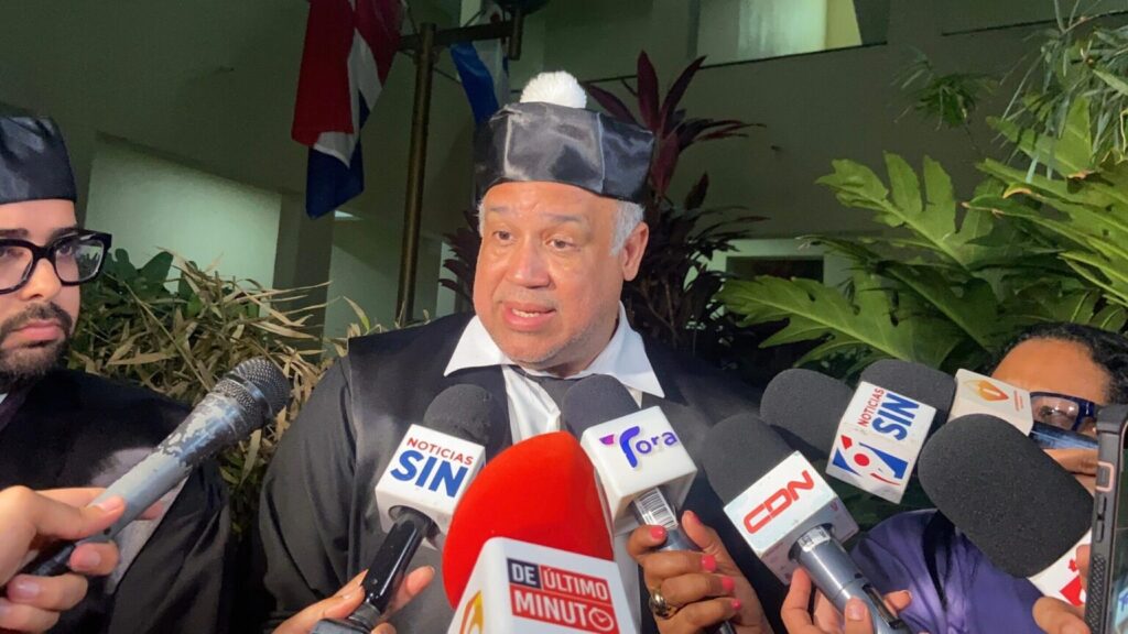 “El señor Espaillat es una persona honesta y no se va a fugar”, afirma su abogado 1 img 6643 1