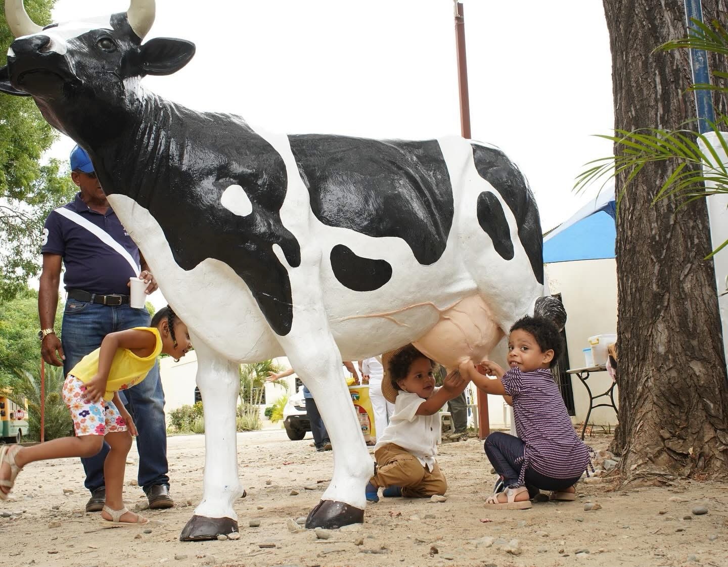 CONALECHE celebra el Día Mundial de la Leche con jornada especial en Cana Chapetón, Montecristi