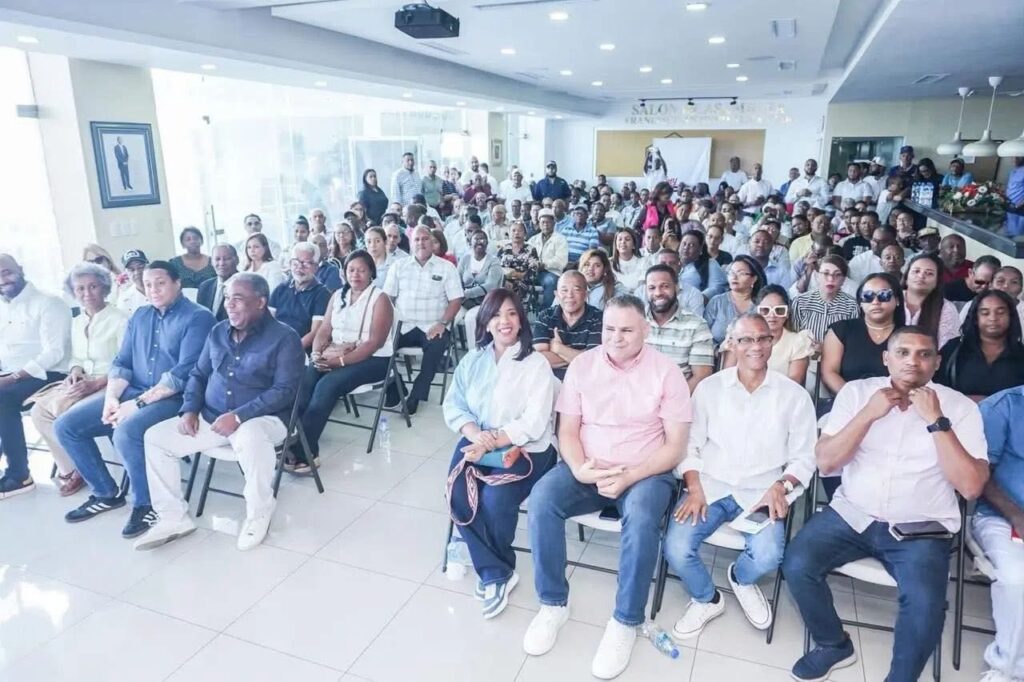Tony Peña intensifica su agenda con recorridos por Los Alcarrizos, Pedro Brand y SDE 1 img 6991 1
