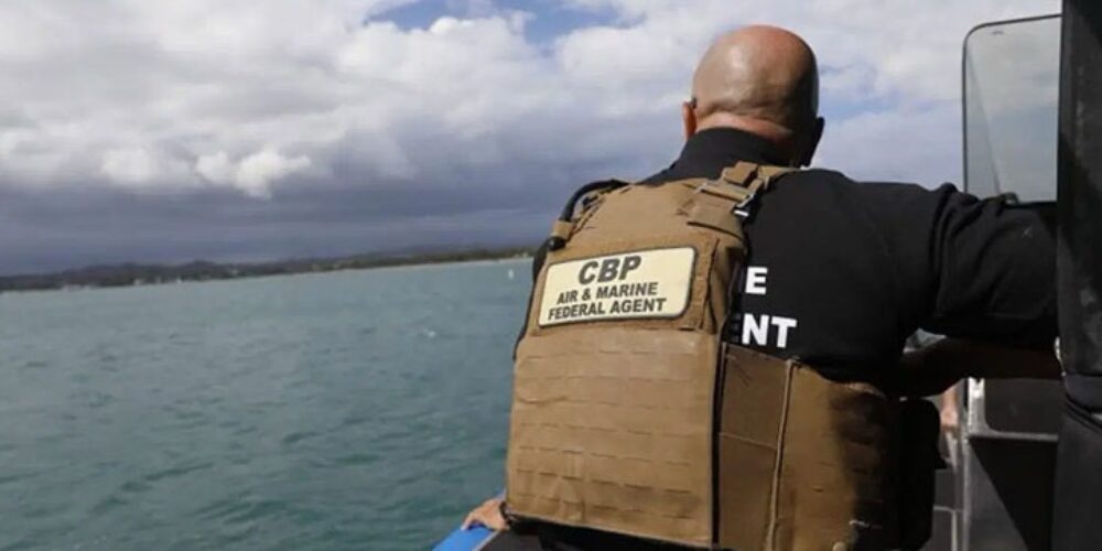 Incautan 524 kilos de cocaína y arrestan a tres dominicanos en aguas de Puerto Rico 1 img 7123 1