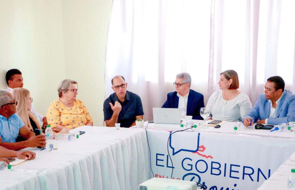 Gobierno en la Provincia impulsa coordinación local en Hato Mayor para implementar una Ruta Estratégica de desarrollo territorial 2 95dc3a97 f1cd 4a6e 9da6 d43bfc3a534b 1