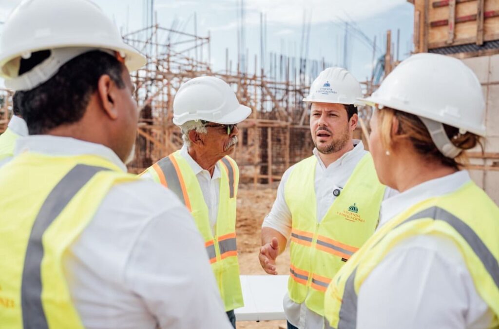 Auditoría de la Cámara de Cuentas certifica transparencia y cumplimiento en manejo de fondos del MIVED 1 img 0017