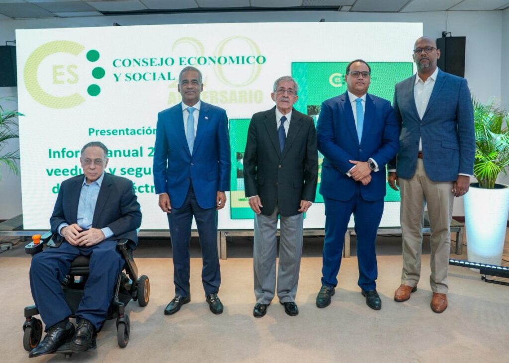 Joel Santos resalta logros alcanzados por el Pacto Eléctrico 1 img 0113