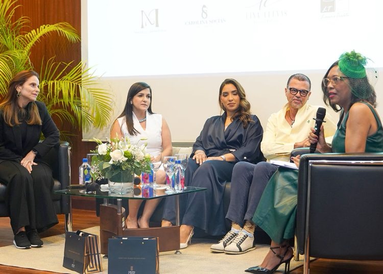 Producción competitiva es desafío para la moda dominicana 1 img 0114