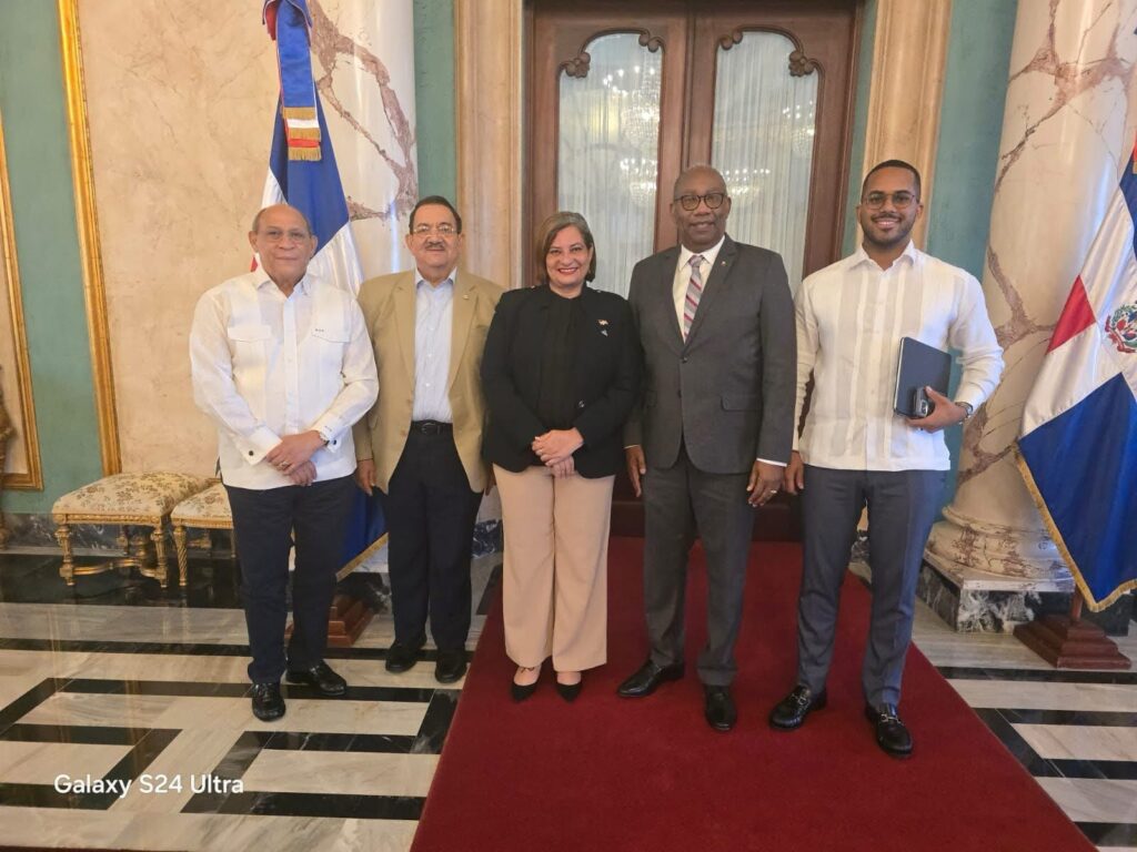 Cristóbal Castillo anuncia la creación del Centro de Formación y Acreditación de Hato Mayor 2 img 7966 1