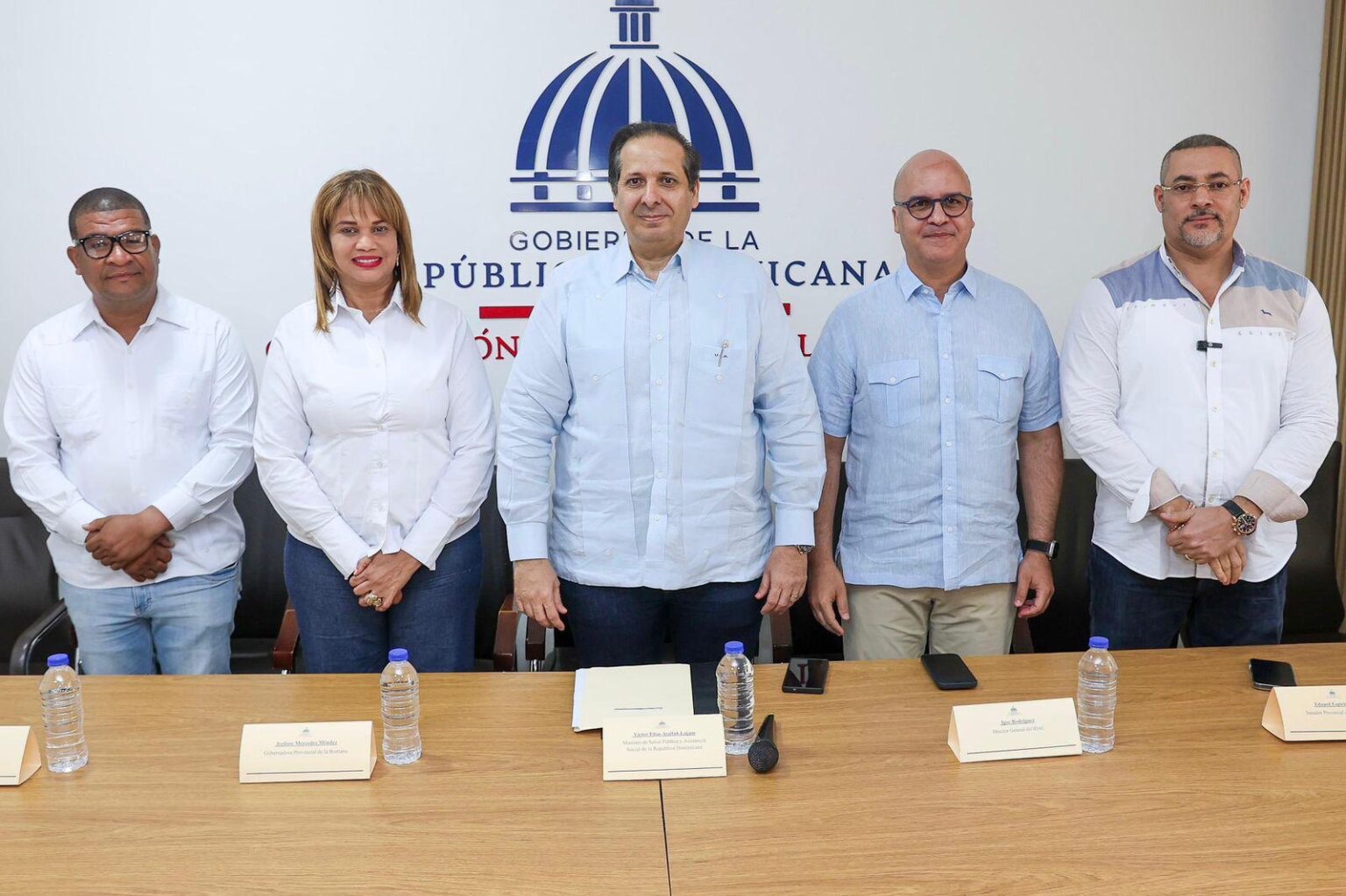 Gobierno en las Provincias llega a La Romana con enfoque en salud y seguridad aérea