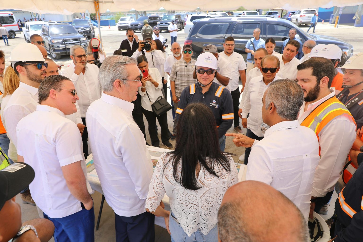 Presidente Abinader encabeza inauguración de línea de transmisión de 345 kV y una subestación eléctrica en Manzanillo