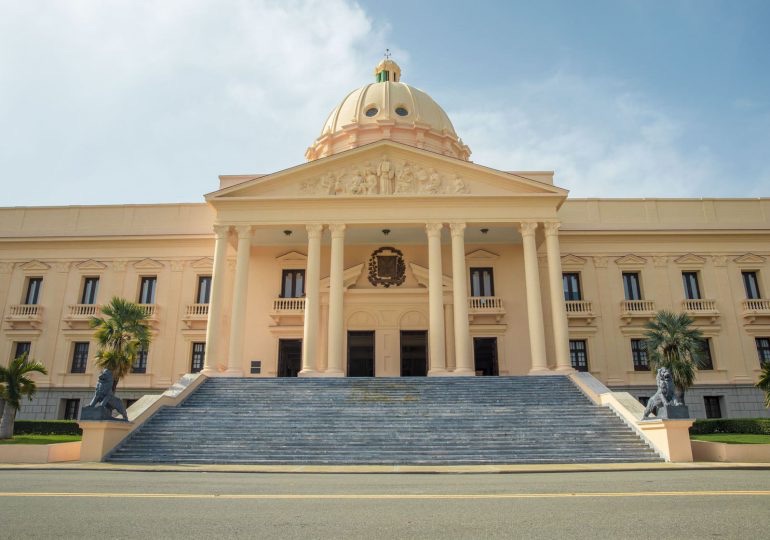 Gobierno declara duelo oficial por la partida del destacado político Fello Suberví 1 img 8744 1
