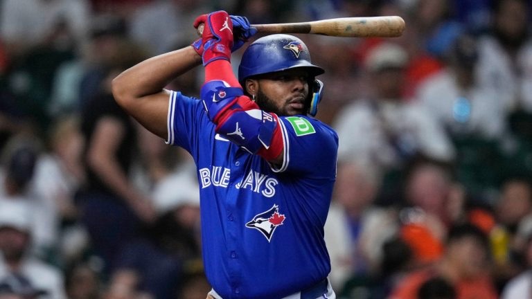 Vladimir Guerrero Jr. lidera décima victoria consecutiva de Toronto en casa con jonrón de 420 pies 1 img 9196 1