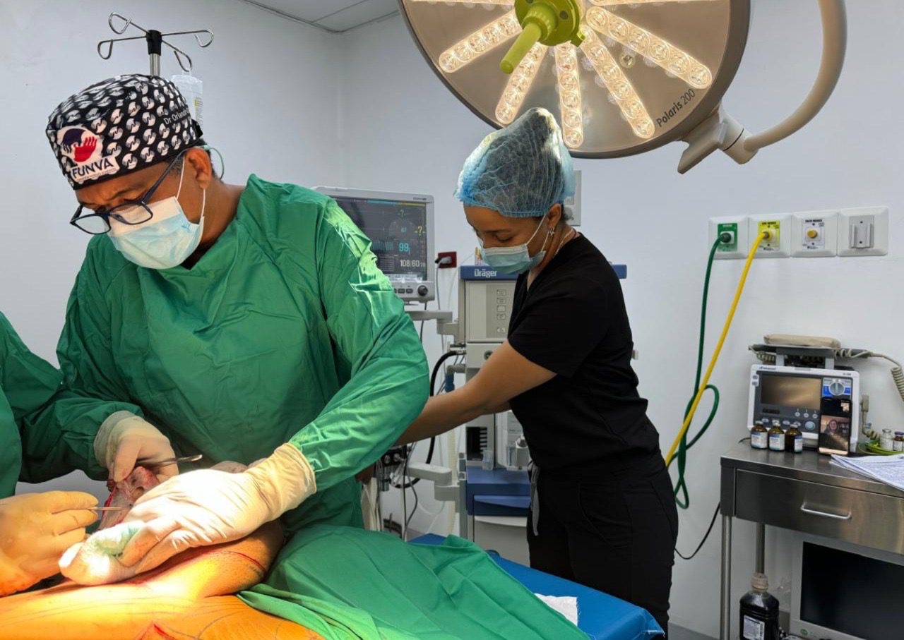 Sisalril aprueba incluir cirugías reducción de mamas a mujeres con seguro médico