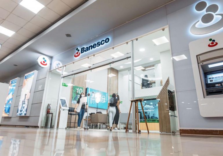 Banesco revoluciona el ahorro digital con el lanzamiento de su “Cuenta Simple” 1 img 9326 1