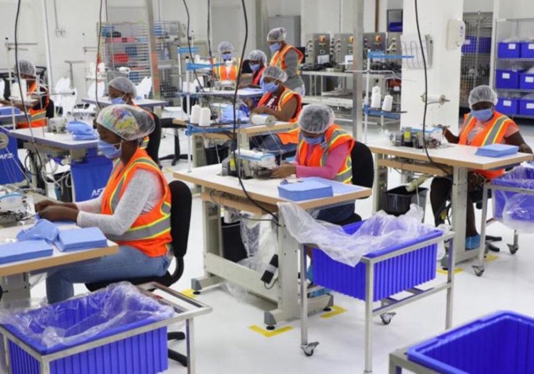 Sector zonas francas mantiene dinamismo y lidera exportaciones con 62 % del total en primer semestre de 2025 1 img 9331 1