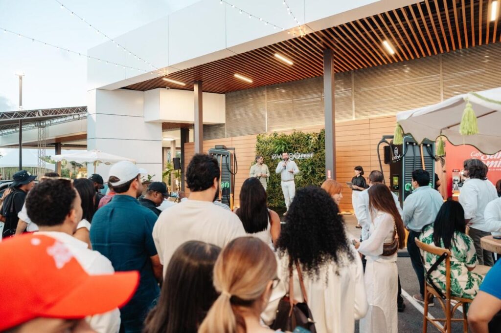 Más de 1,500 personas asistieron al Evergo Fest para celebrar la movilidad eléctrica 1 img 9410 1