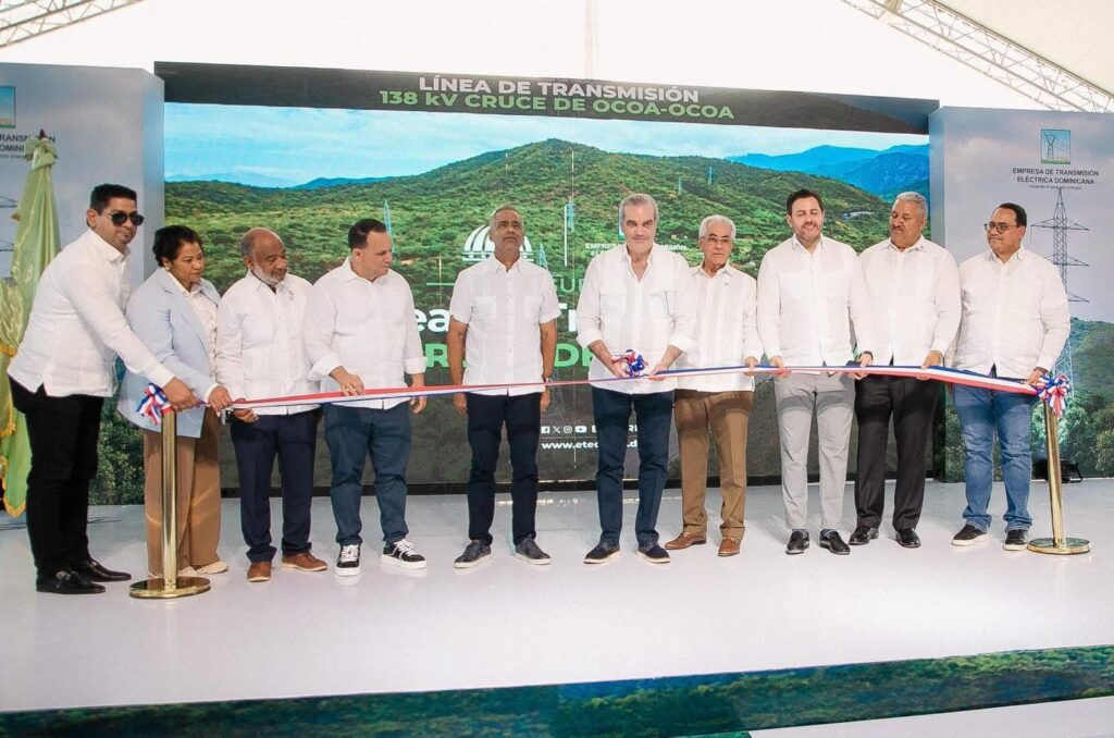 Inauguran nueva línea de alta tensión en Ocoa que fortalece el servicio eléctrico en el sur 1 img 9842