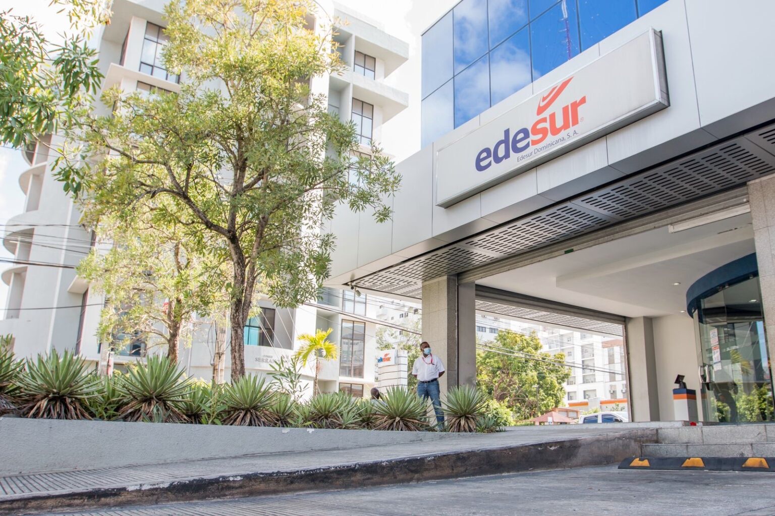 Edesur recupera más de RD$28 millones y energía sustraída mediante acuerdos con clientes involucrados en fraude eléctrico