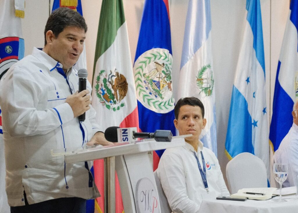 RD fortalece medidas de sanidad y consolida liderazgo regional en producción avícola 1 img 0212