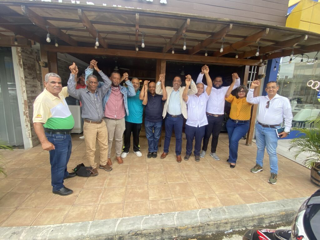 Periodistas de Hato Mayor respaldan candidatura de José Beato al CDP 3 img 0299