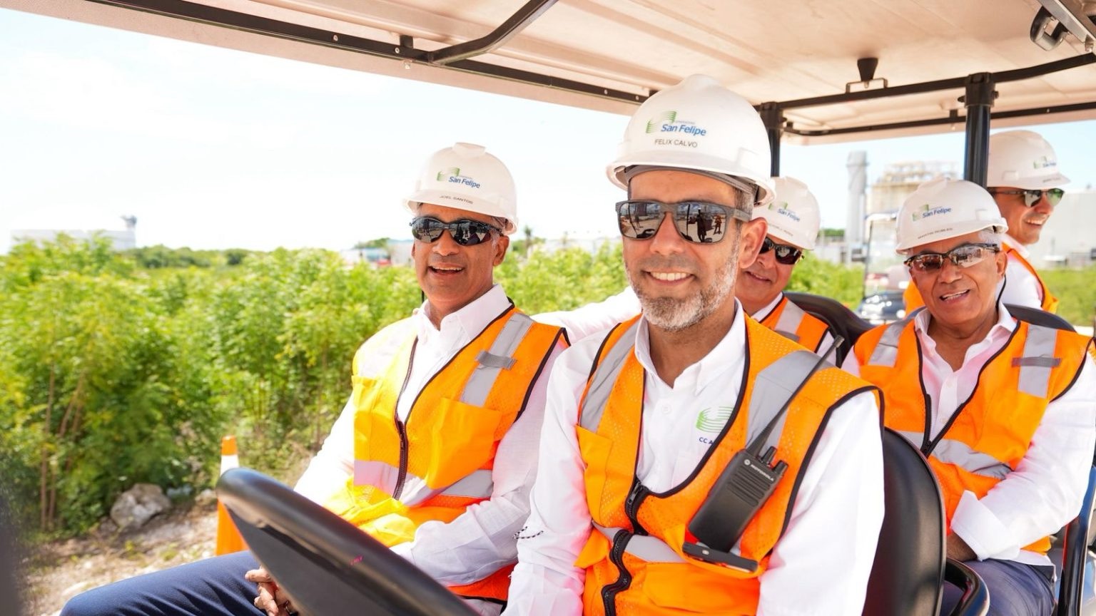 Ministro Joel Santos supervisa, junto al Gabinete Eléctrico, construcción Generadora San Felipe I