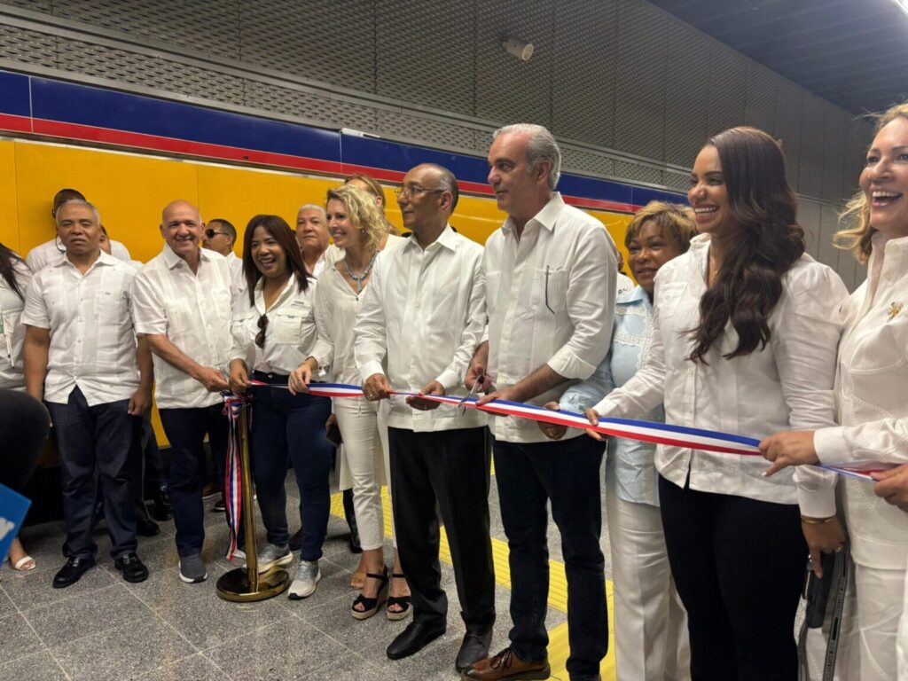Inauguran trenes de seis vagones y túnel de interconexión del Metro de Santo Domingo 1 img 1119 1