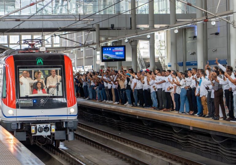 Inauguran trenes de seis vagones y túnel de interconexión del Metro de Santo Domingo 3 img 1123