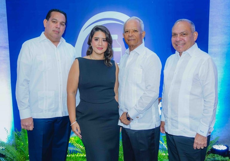 Industria farmacéutica se fortalece con la presentación de ANIFAR 1 img 1152