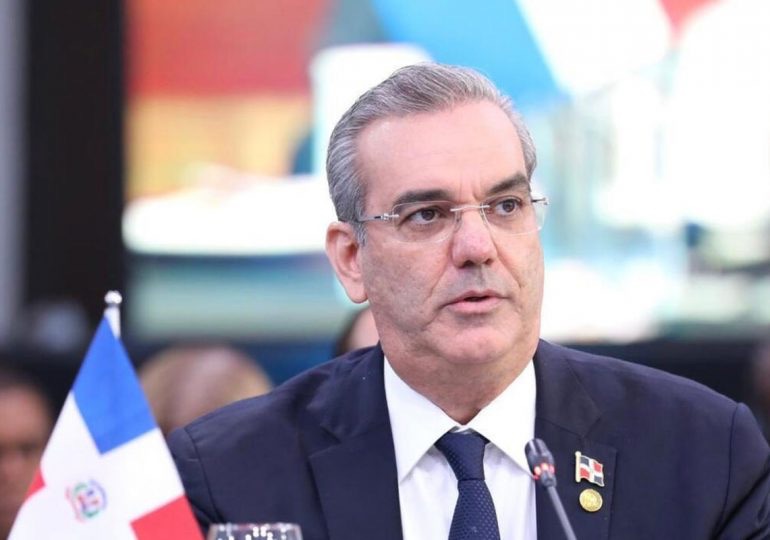Presidente Abinader emite decreto que modifica la integración de Comisión Presidencial de las Cuevas del Pomier