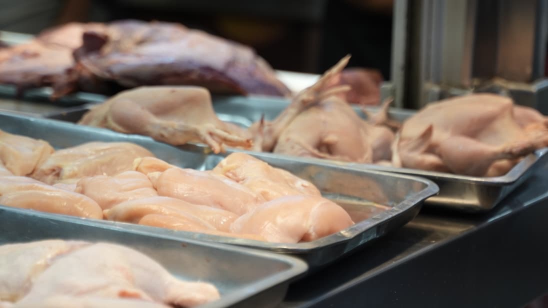 Comerciantes de la Ciudad Ganadera desmienten que el precio del pollo esté a 125 pesos la libra