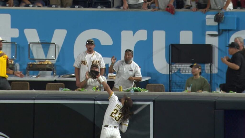Tatis Jr. le roba jonrón a Rafael Devers y Padres se colocan a un juego del primer lugar 1 img 2093