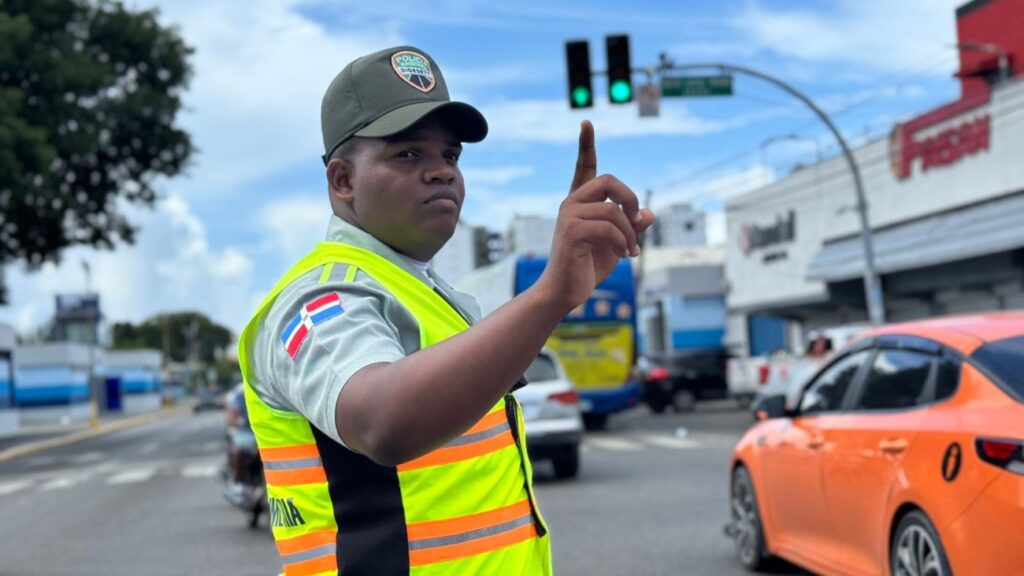 Entra en vigencia Fase IV de restricción de giros a la izquierda en el DN 2 img 2287