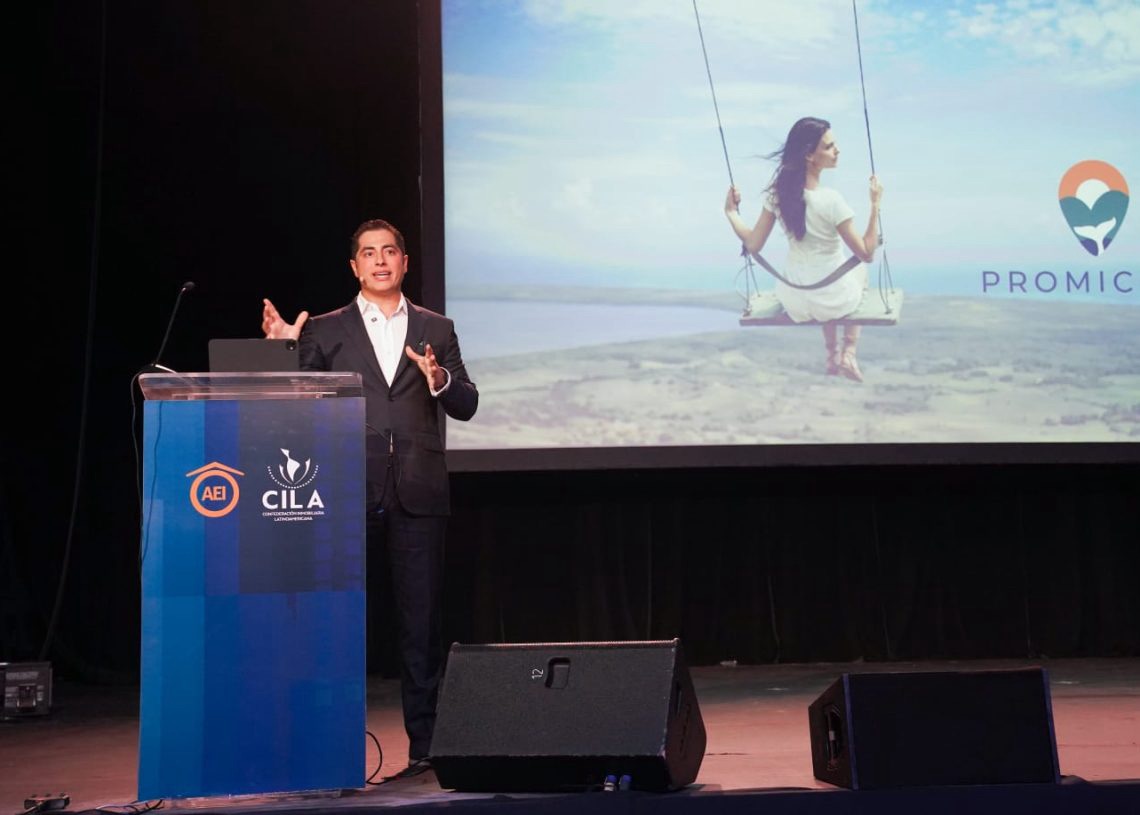 George Alexander Nader presenta visión de Maralda como plataforma del turismo en Miches, en X Congreso CILA 