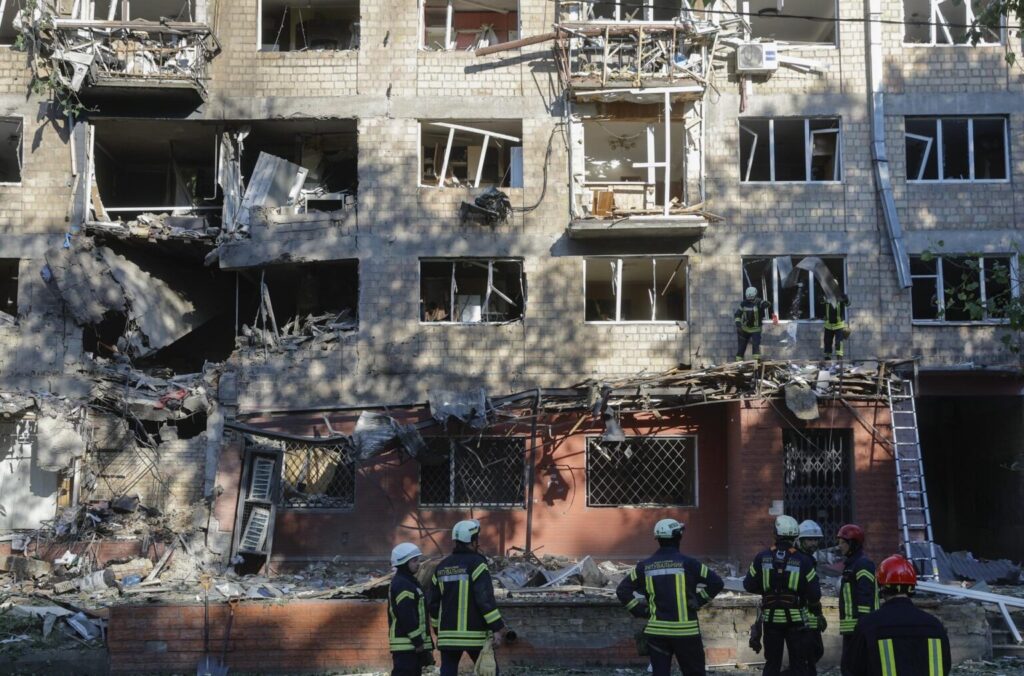 Sube a 14 el número de muertos por el ataque ruso contra Kiev, entre ellos tres menores 4 img 2785
