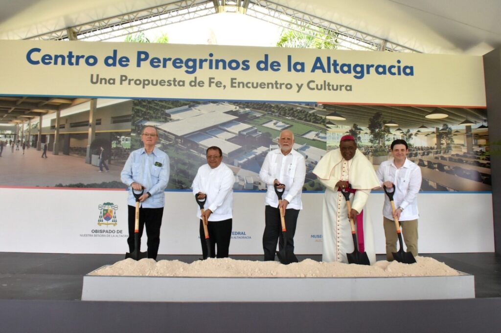 Inician construcción del Centro de Peregrinos de la Altagracia 4 img 2877